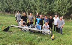 2019年，山東東營市黃河河務局采購一臺德國坡厲斜坡割草機。